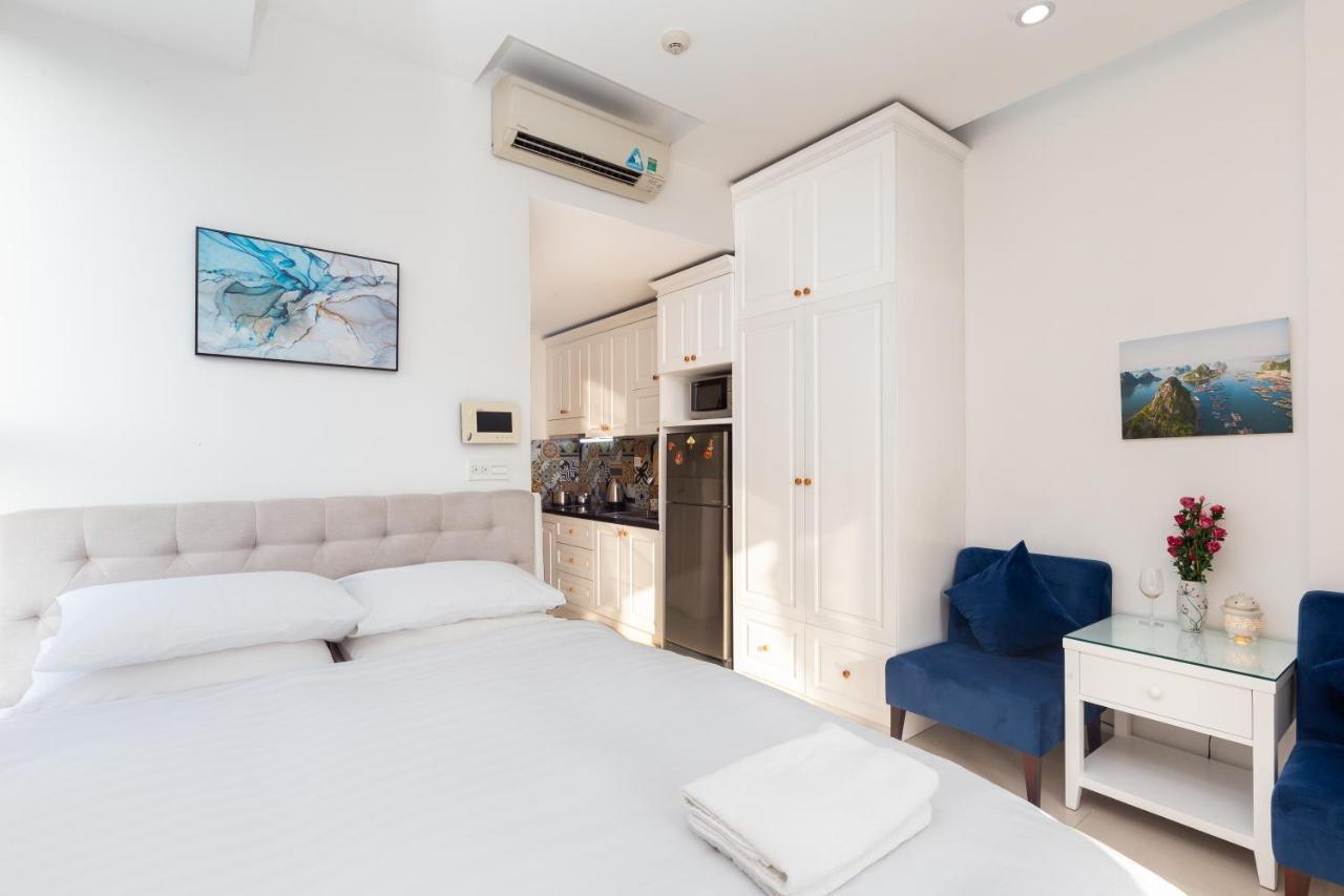 Serene Premier Apartment - River Gate Хошимін Екстер'єр фото